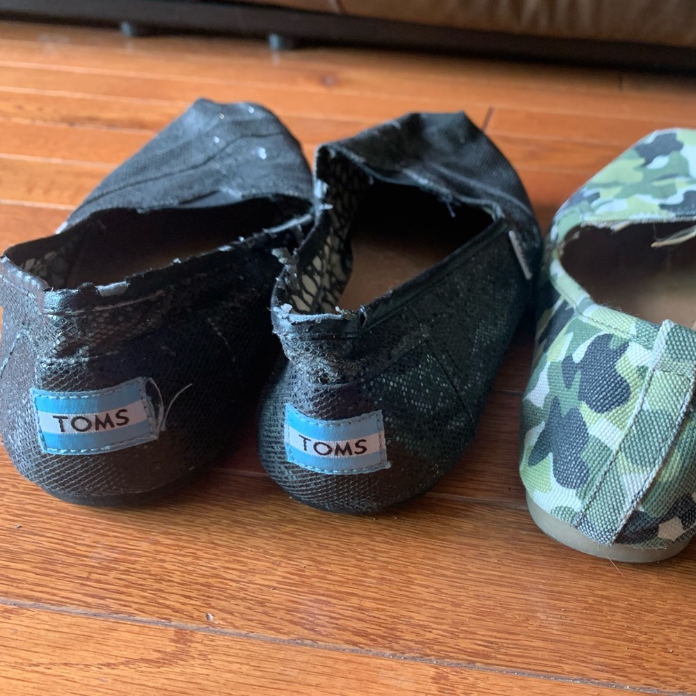 2 slip on shoes
